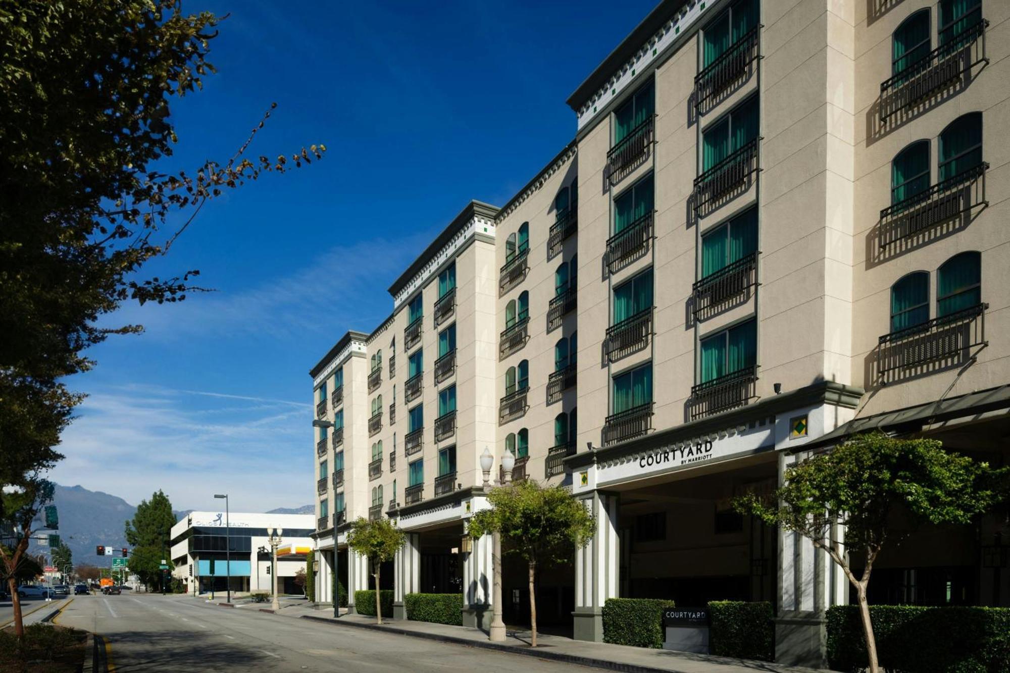 Courtyard By Marriott Los Angeles Pasadena Old Town Zewnętrze zdjęcie