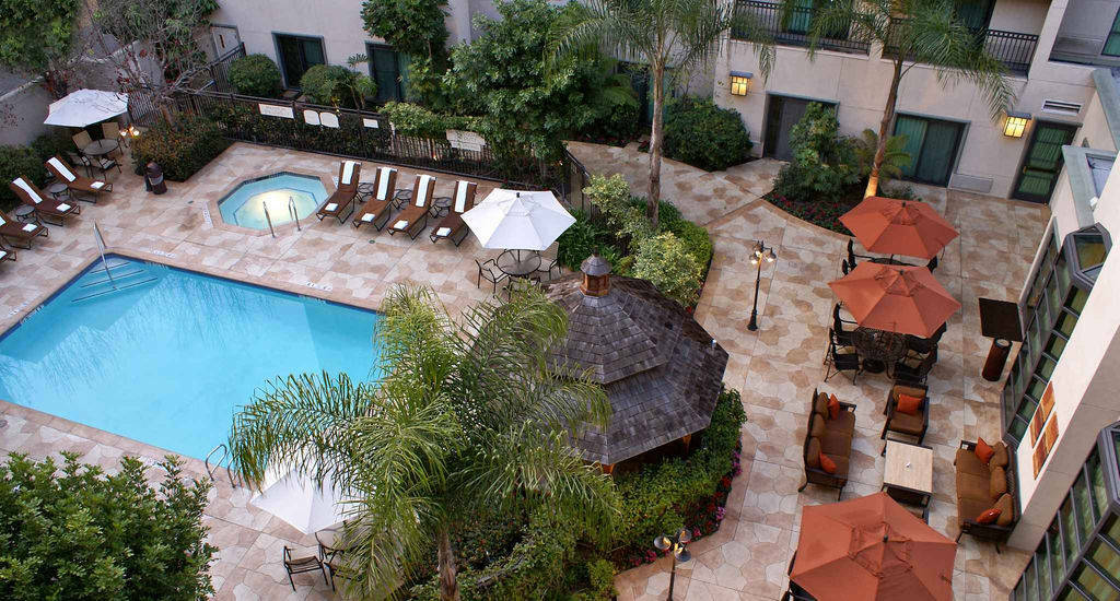 Courtyard By Marriott Los Angeles Pasadena Old Town Zewnętrze zdjęcie